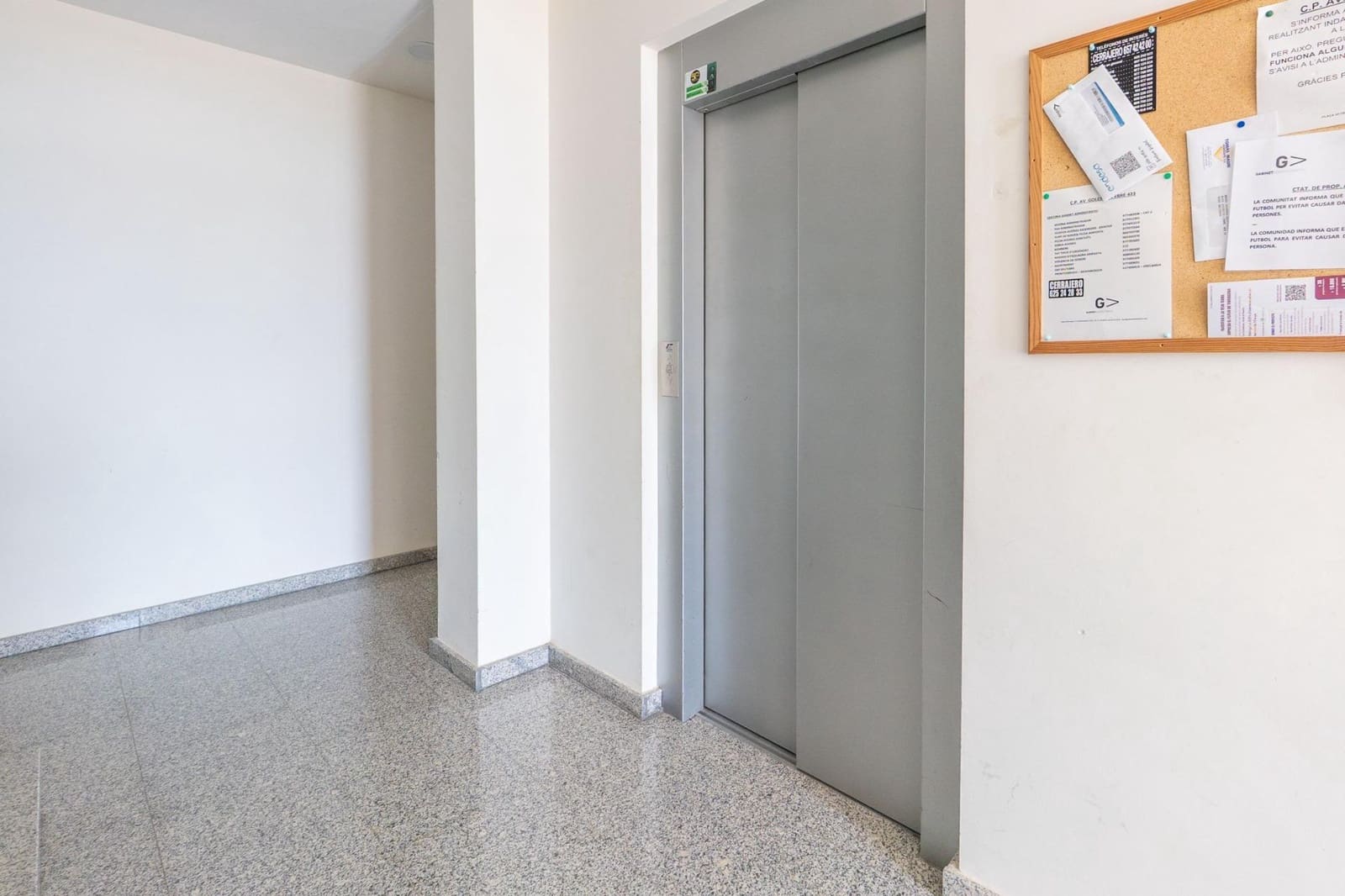 2 soveværelse Lejlighed til salg i Deltebre med swimmingpool - € 96.000 (Ref: 9813830)