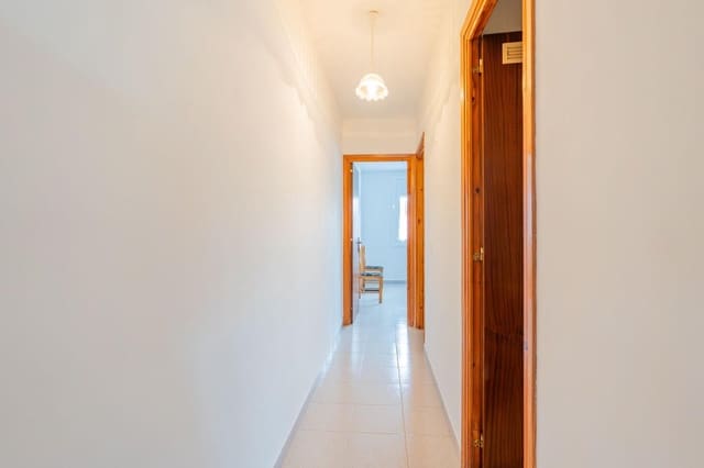 3 quarto Moradia para venda em Deltebre com piscina - 215 000 € (Ref: 9849356)
