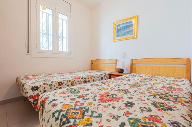 3 quarto Moradia para venda em Deltebre com piscina - 215 000 € (Ref: 9849356)