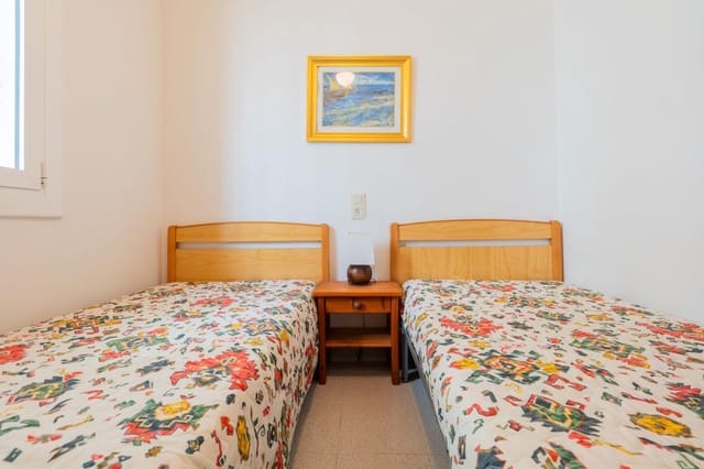 3 quarto Moradia para venda em Deltebre com piscina - 215 000 € (Ref: 9849356)