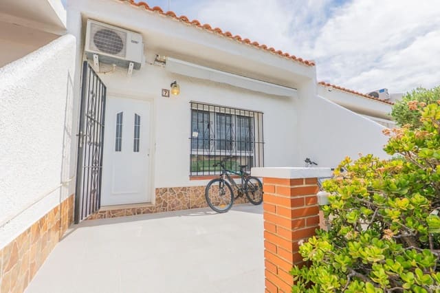 3 quarto Moradia para venda em Deltebre com piscina - 215 000 € (Ref: 9849356)
