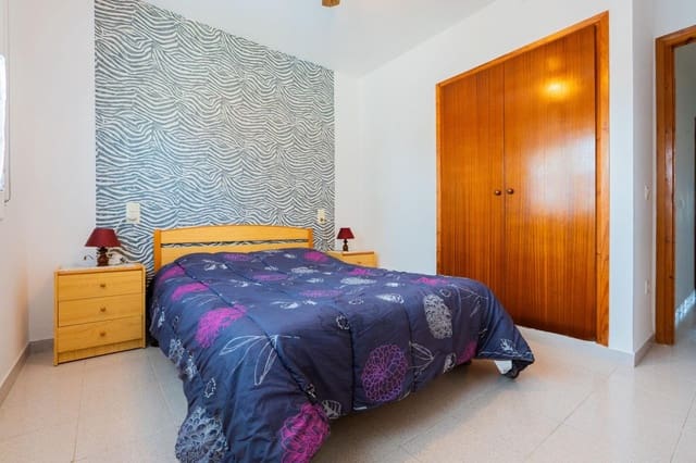 3 quarto Moradia para venda em Deltebre com piscina - 215 000 € (Ref: 9849356)