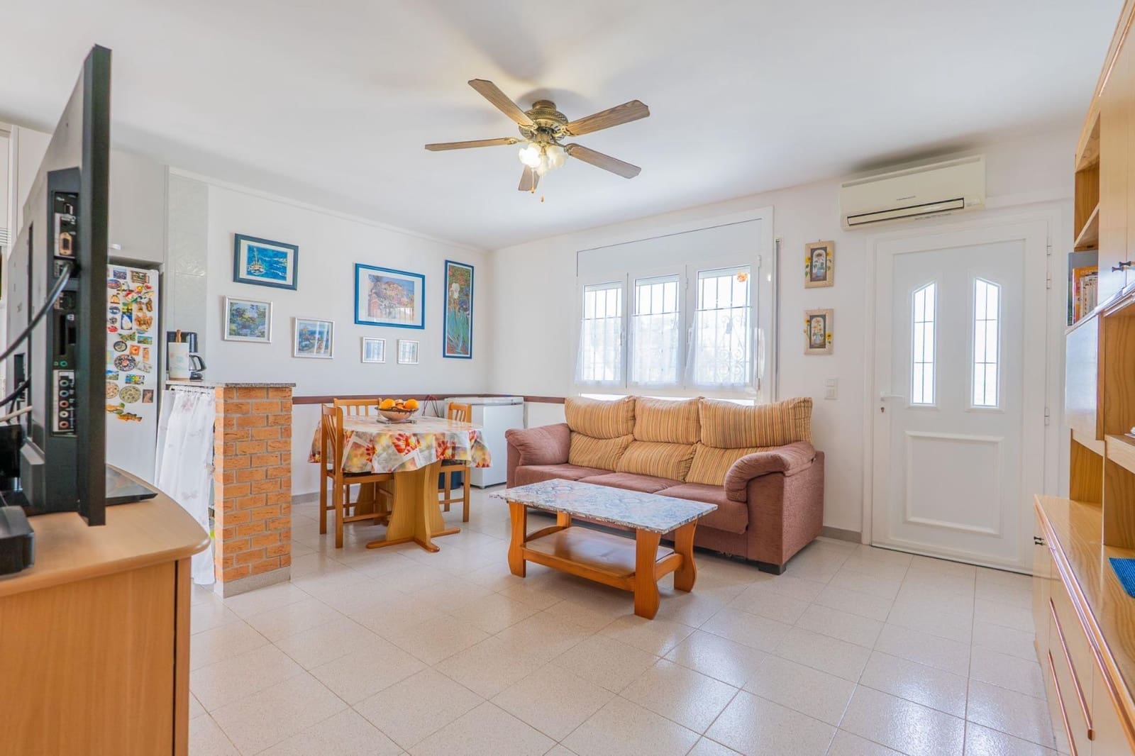 3 quarto Moradia para venda em Deltebre com piscina - 215 000 € (Ref: 9849356)