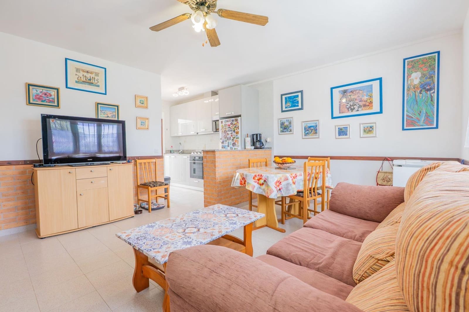 3 quarto Moradia para venda em Deltebre com piscina - 215 000 € (Ref: 9849356)