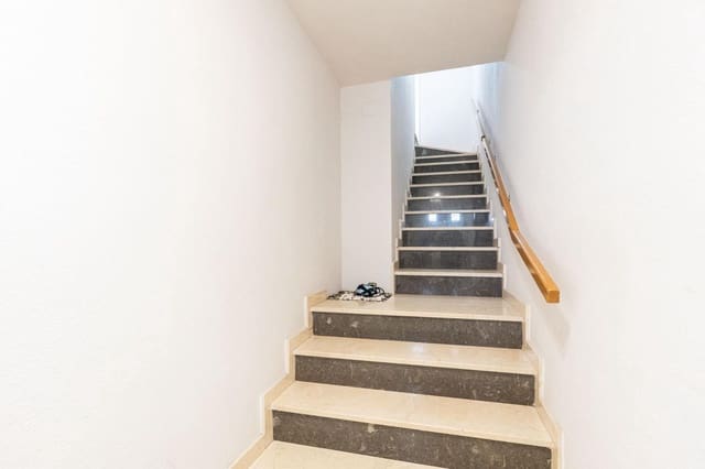 5 chambre Maison de Ville à vendre à Deltebre - 150 000 € (Ref: 9860992)