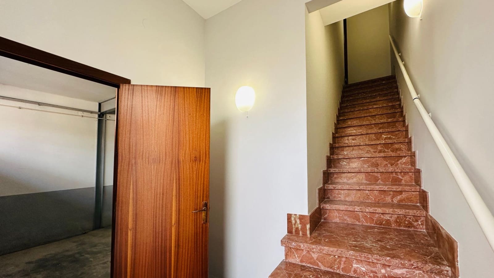 3 bedroom Villa for sale in Amposta with garage - € 169,000 (Ref: 9899182)
