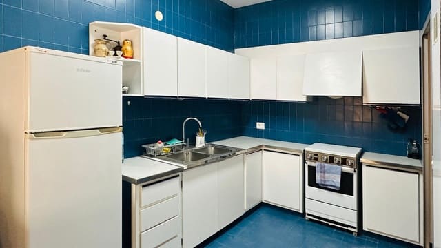 3 bedroom Villa for sale in Amposta with garage - € 169,000 (Ref: 9899182)