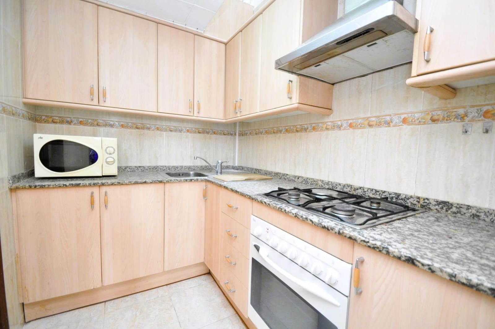 2 bedroom Apartment for sale in Sant Carles de la Rapita - € 49,990 (Ref: 9899184)
