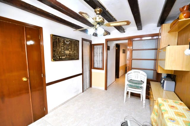 2 bedroom Apartment for sale in Sant Carles de la Ràpita - € 49,990 (Ref: 9899184)