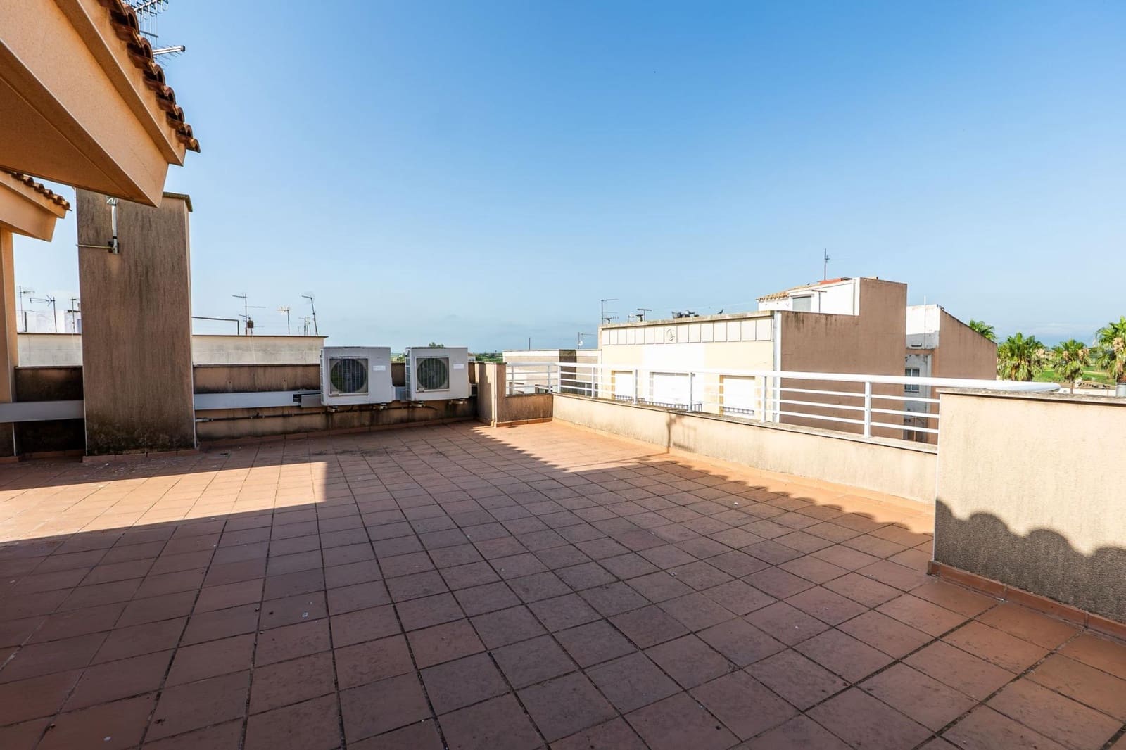 2 bedroom Flat for sale in Sant Jaume d'Enveja - € 97,000 (Ref: 9927394)