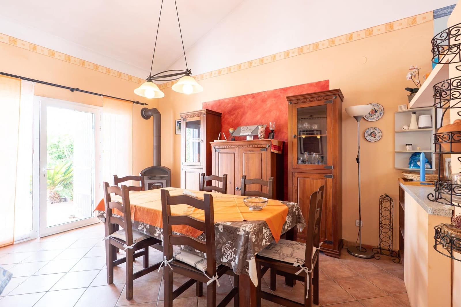 2 soveværelse Villa til salg i Deltebre med swimmingpool - € 205.000 (Ref: 9970605)