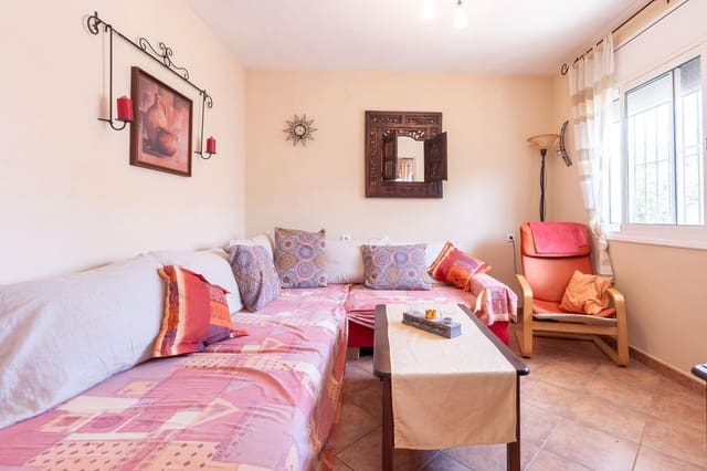 2 slaapkamer Villa te koop in Deltebre met zwembad - € 205.000 (Ref: 9970605)