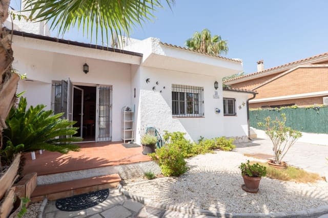 2 slaapkamer Villa te koop in Deltebre met zwembad - € 205.000 (Ref: 9970605)