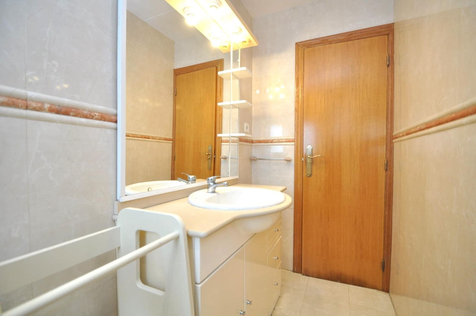 5 sovrum Villa till salu i Sant Carles de la Rapita med pool garage - 349 900 € (Ref: 9979794)