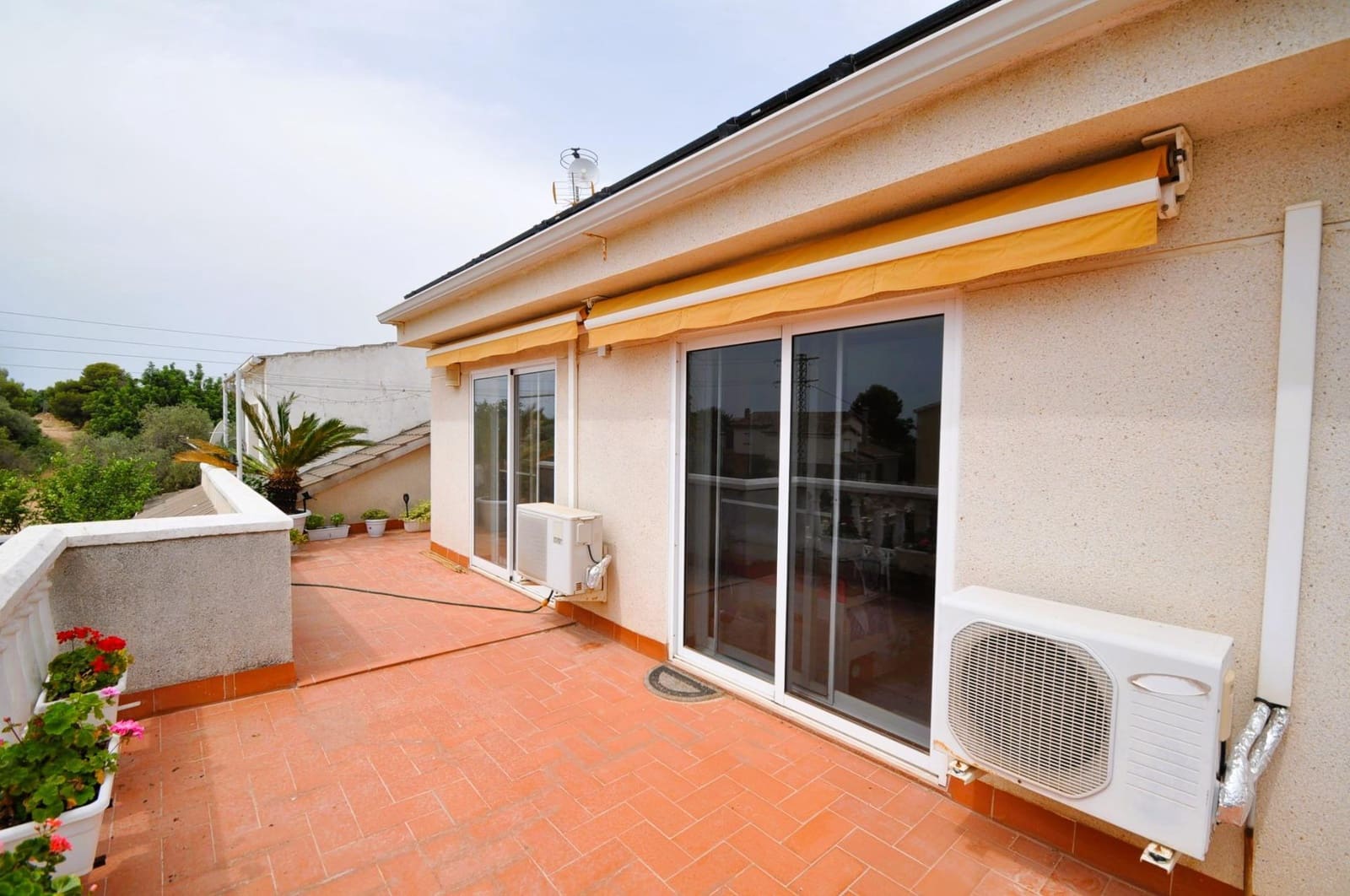 5 sovrum Villa till salu i Sant Carles de la Rapita med pool garage - 349 900 € (Ref: 9979794)