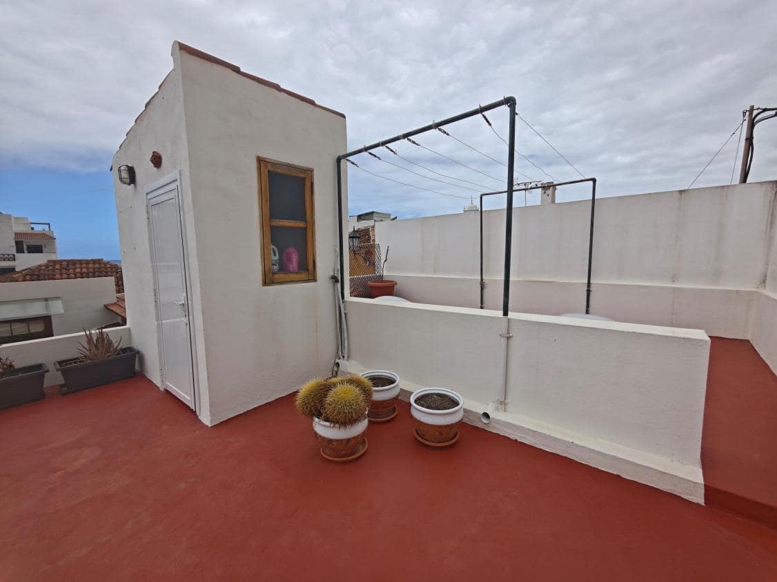 4 quarto Casa em Banda para venda em Garachico com garagem - 799 000 € (Ref: 10044832)