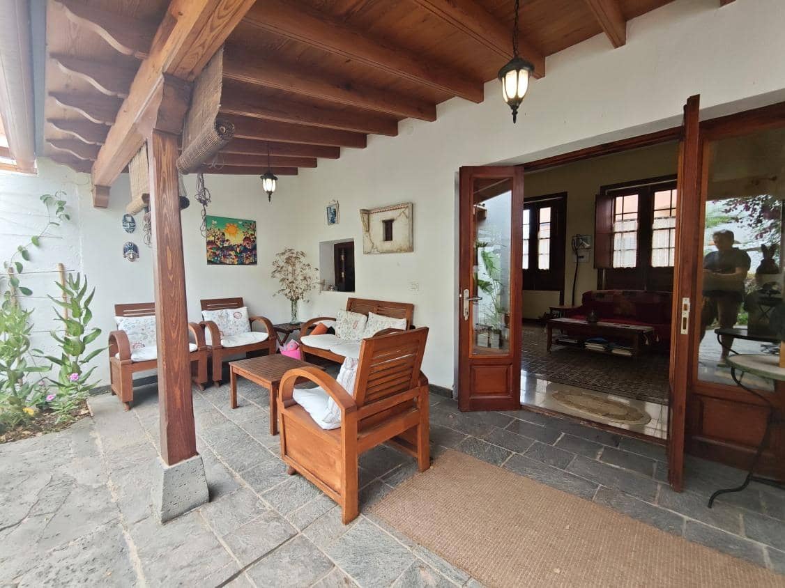4 quarto Casa em Banda para venda em Garachico com garagem - 799 000 € (Ref: 10044832)