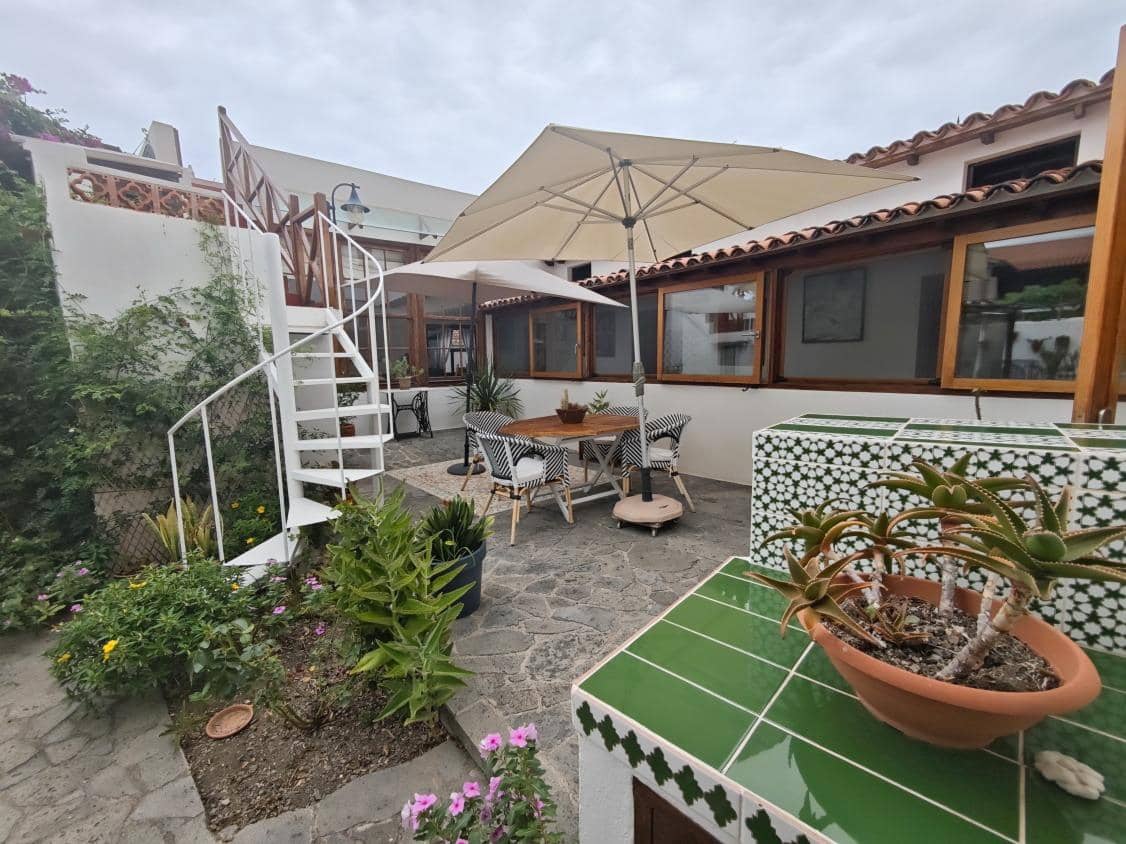 4 quarto Casa em Banda para venda em Garachico com garagem - 799 000 € (Ref: 10044832)