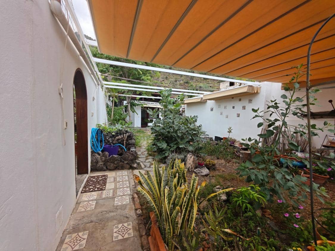 4 quarto Casa em Banda para venda em Garachico com garagem - 799 000 € (Ref: 10044832)