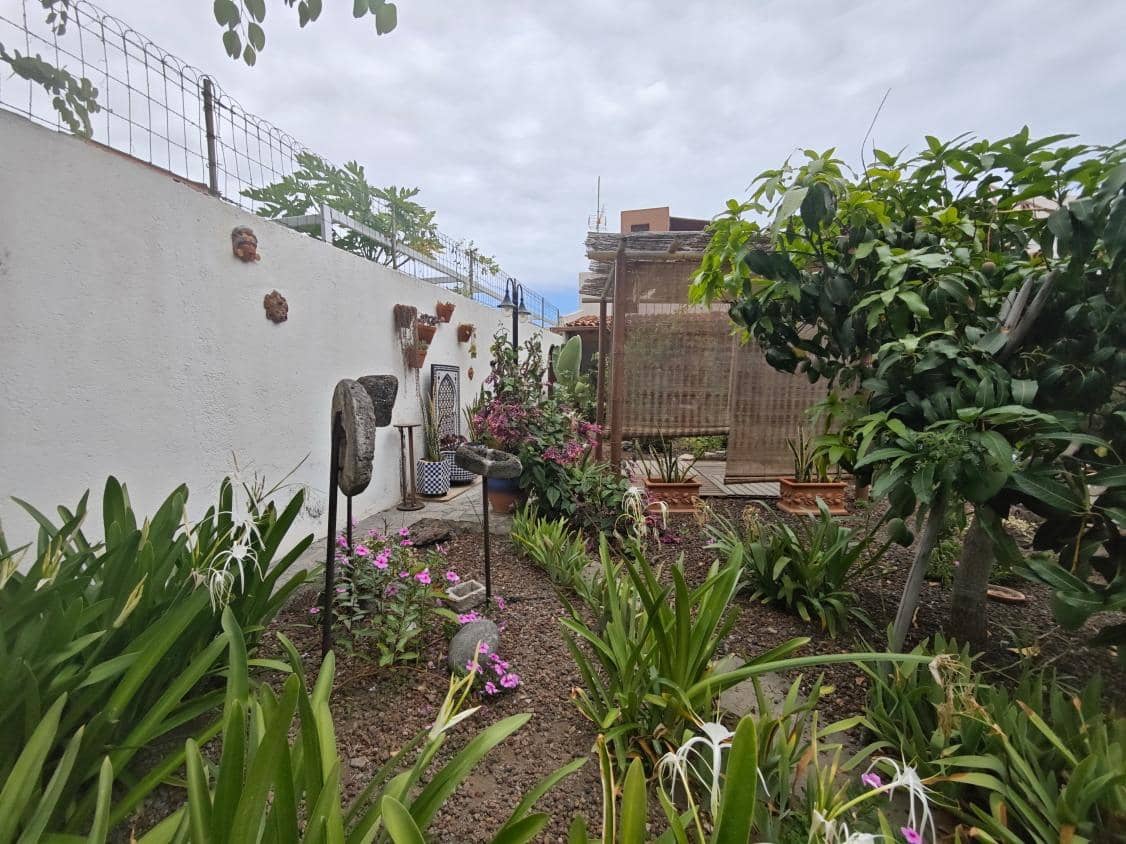 4 quarto Casa em Banda para venda em Garachico com garagem - 799 000 € (Ref: 10044832)