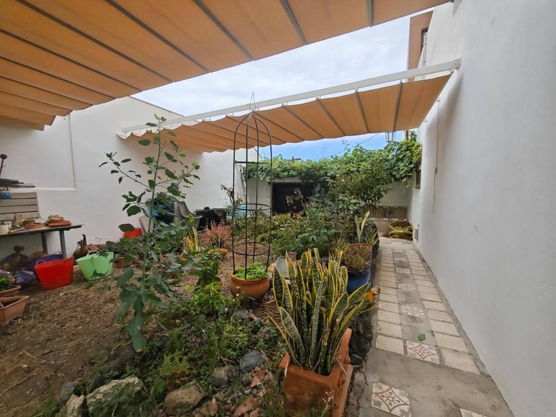 4 quarto Casa em Banda para venda em Garachico com garagem - 799 000 € (Ref: 10044832)