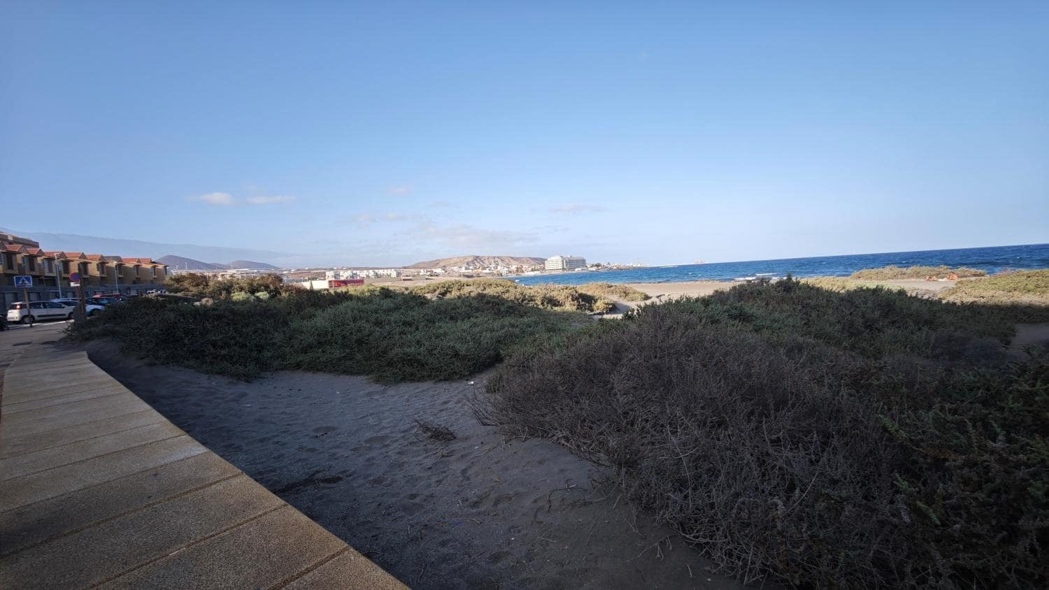 3 bedroom Apartment for sale in El Medano with garage - € 349,000 (Ref: 10049294)