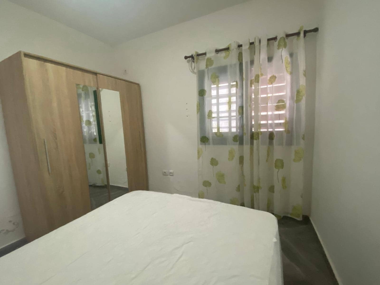 1 slaapkamer Appartement te huur in Granadilla de Abona - € 750 (Ref: 10136087)