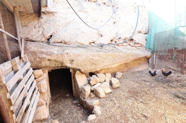 Ubebygd land til salgs i Arico - € 57 200 (Ref: 8557760)