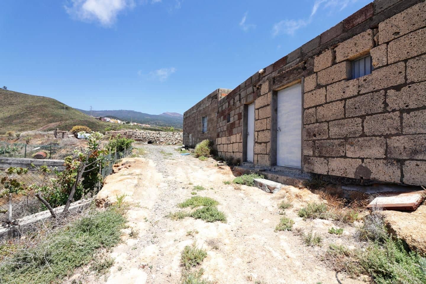 Terreno Não Urbanizado para venda em San Isidro de Abona - 190 000 € (Ref: 8557761)