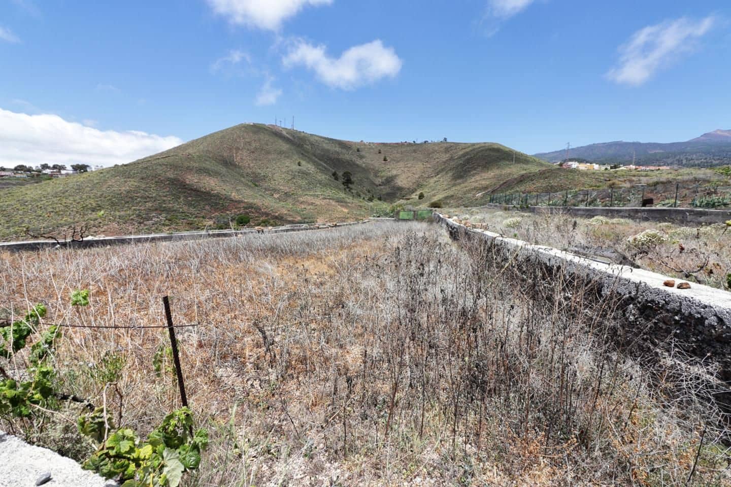 Terreno Não Urbanizado para venda em San Isidro de Abona - 190 000 € (Ref: 8557761)