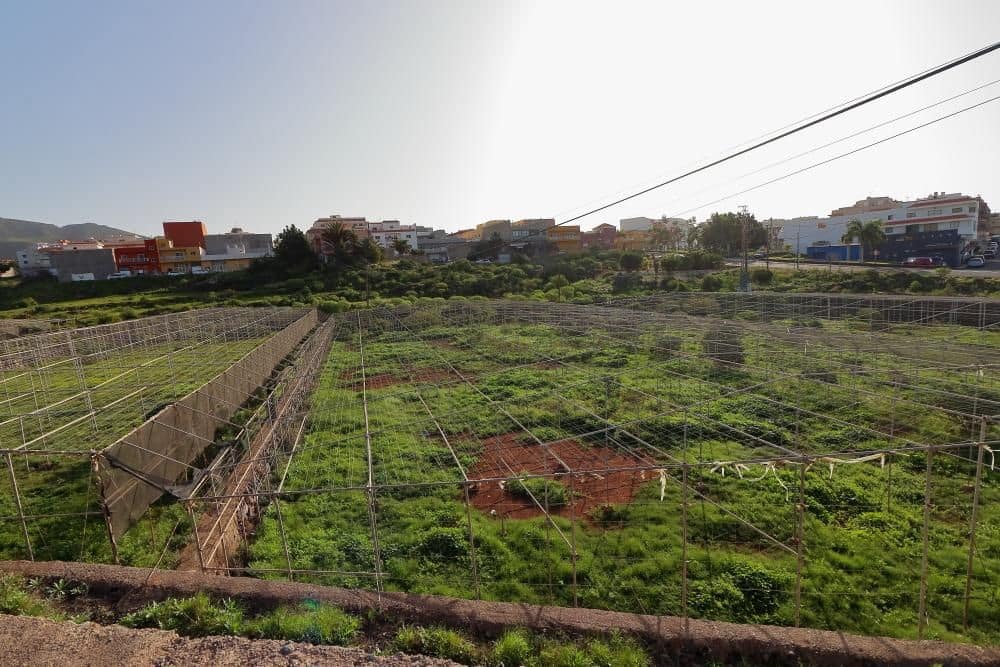 Grunde uden byggetilladelser til salg i Cabo Blanco - € 425.000 (Ref: 8557783)