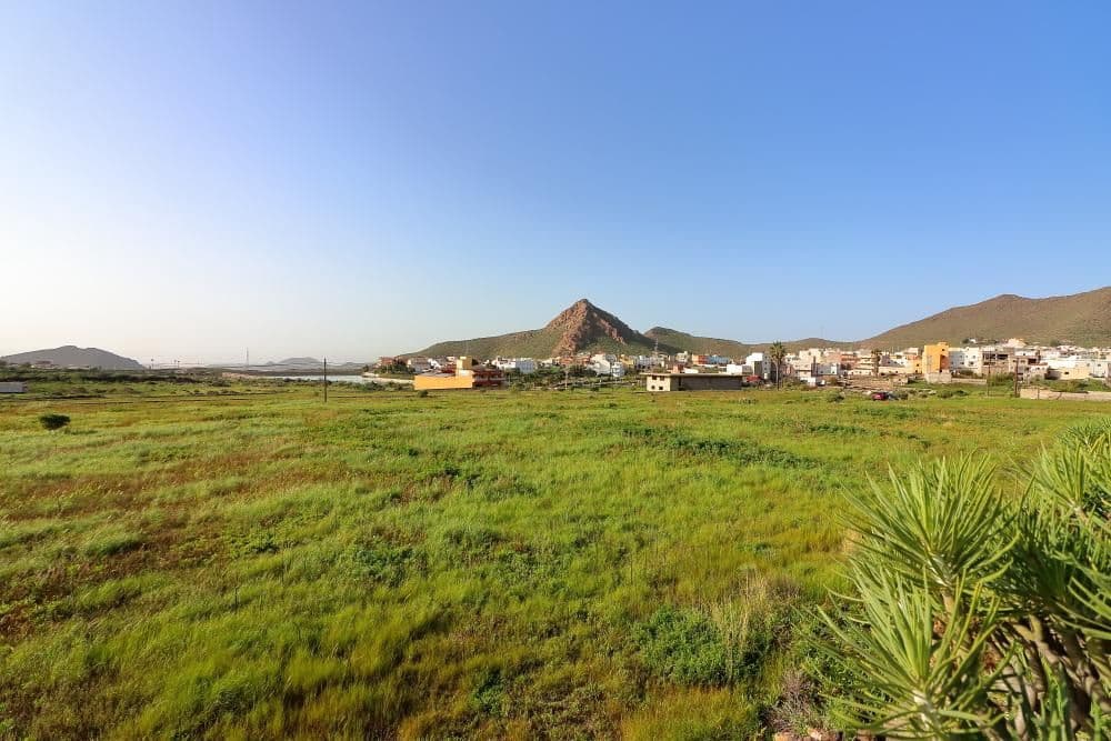 Grunde uden byggetilladelser til salg i Cabo Blanco - € 425.000 (Ref: 8557783)