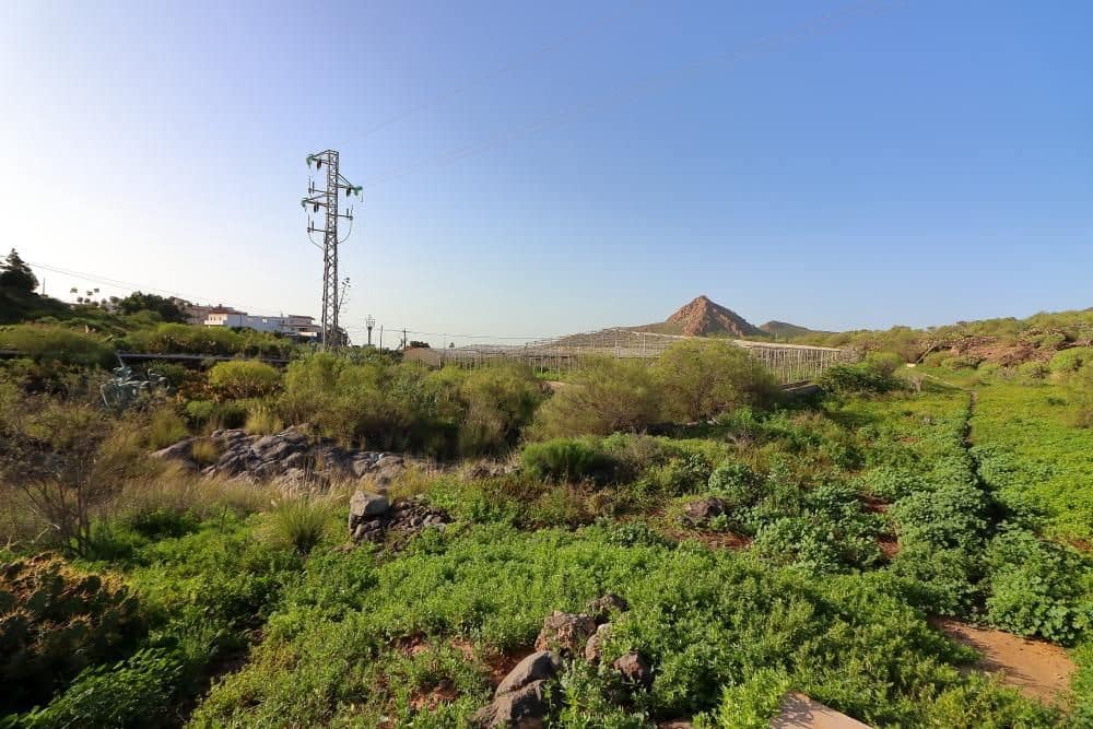 Grunde uden byggetilladelser til salg i Cabo Blanco - € 425.000 (Ref: 8557783)