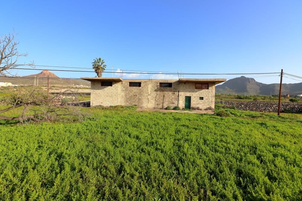 Grunde uden byggetilladelser til salg i Cabo Blanco - € 425.000 (Ref: 8557783)