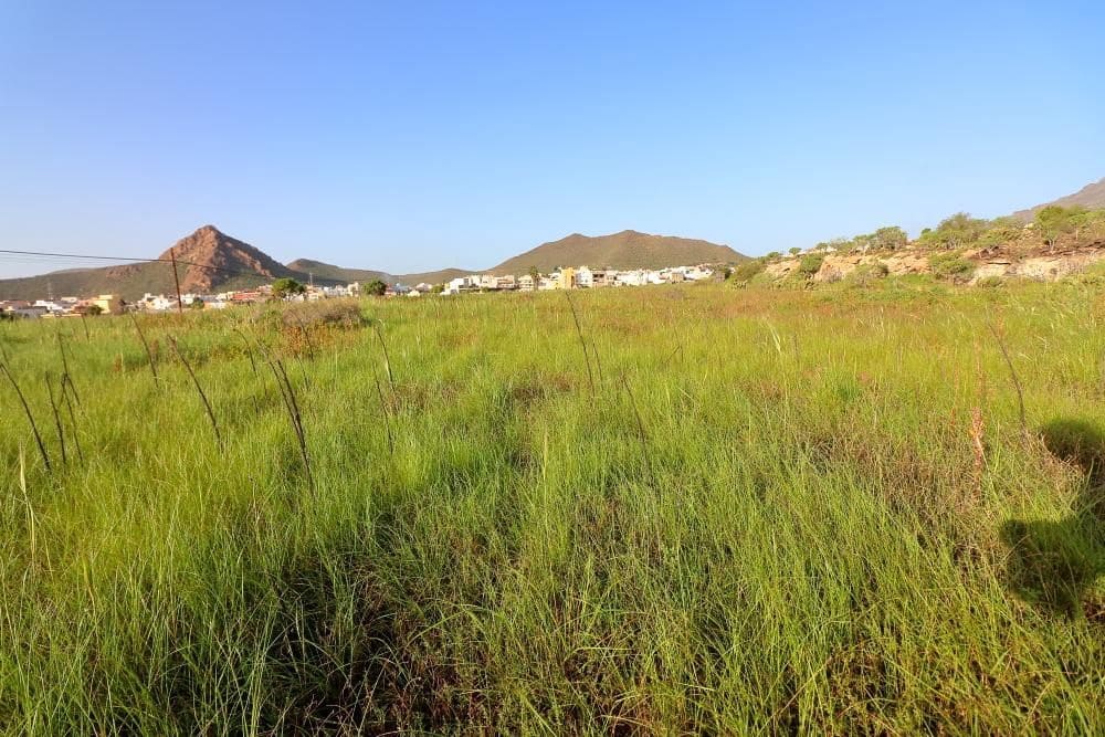 Grunde uden byggetilladelser til salg i Cabo Blanco - € 425.000 (Ref: 8557783)