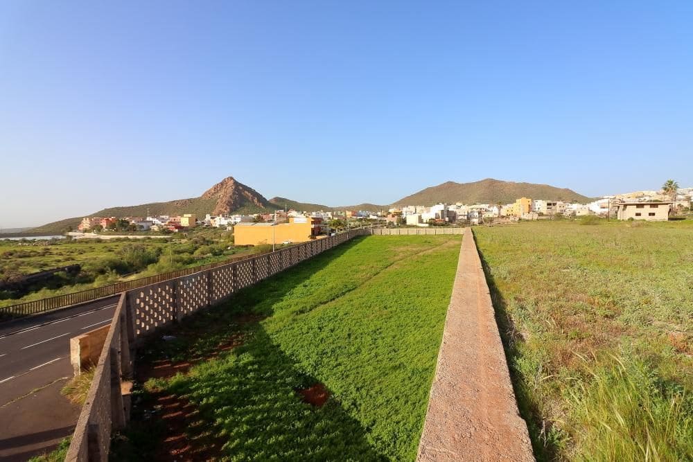 Grunde uden byggetilladelser til salg i Cabo Blanco - € 425.000 (Ref: 8557783)