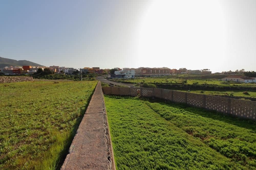 Grunde uden byggetilladelser til salg i Cabo Blanco - € 425.000 (Ref: 8557783)