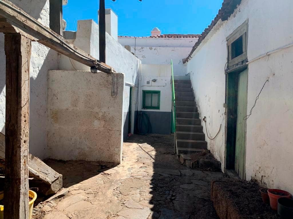 4 soveværelse Byhus til salg i Vilaflor - € 215.000 (Ref: 8813359)