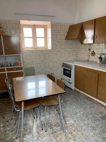 4 slaapkamer Huis te koop in Vilaflor - € 215.000 (Ref: 8813359)