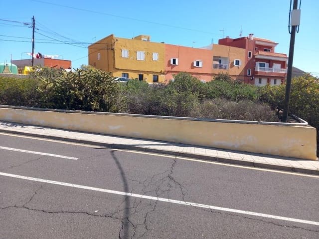 Terrain à Bâtir à vendre à Charco del Pino, Granadilla de Abona - 92 000 € (Ref: 8827532)