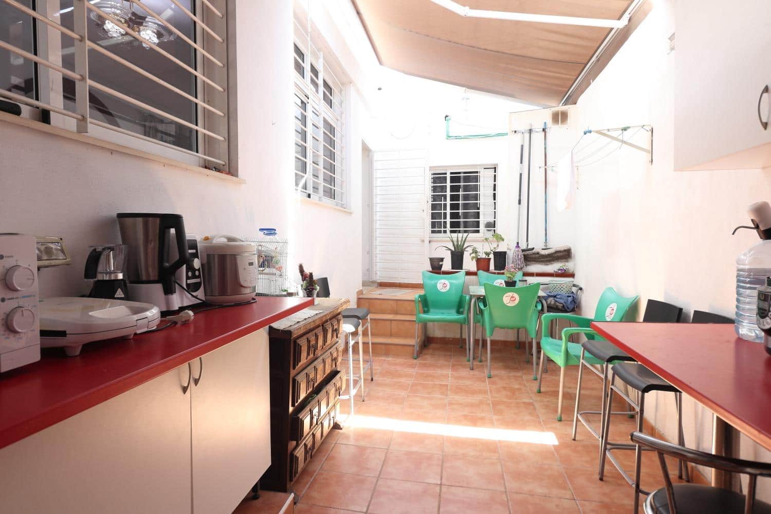 6 soveværelse Byhus til salg i San Isidro de Abona - € 345.000 (Ref: 9059703)