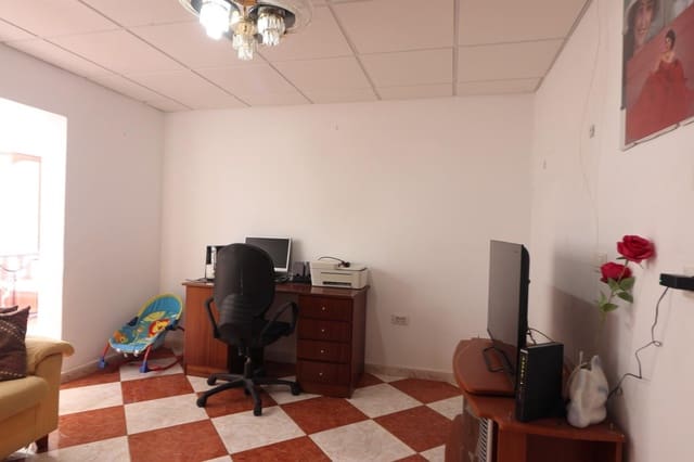 6 soveværelse Byhus til salg i San Isidro de Abona, Granadilla de Abona - € 345.000 (Ref: 9059703)