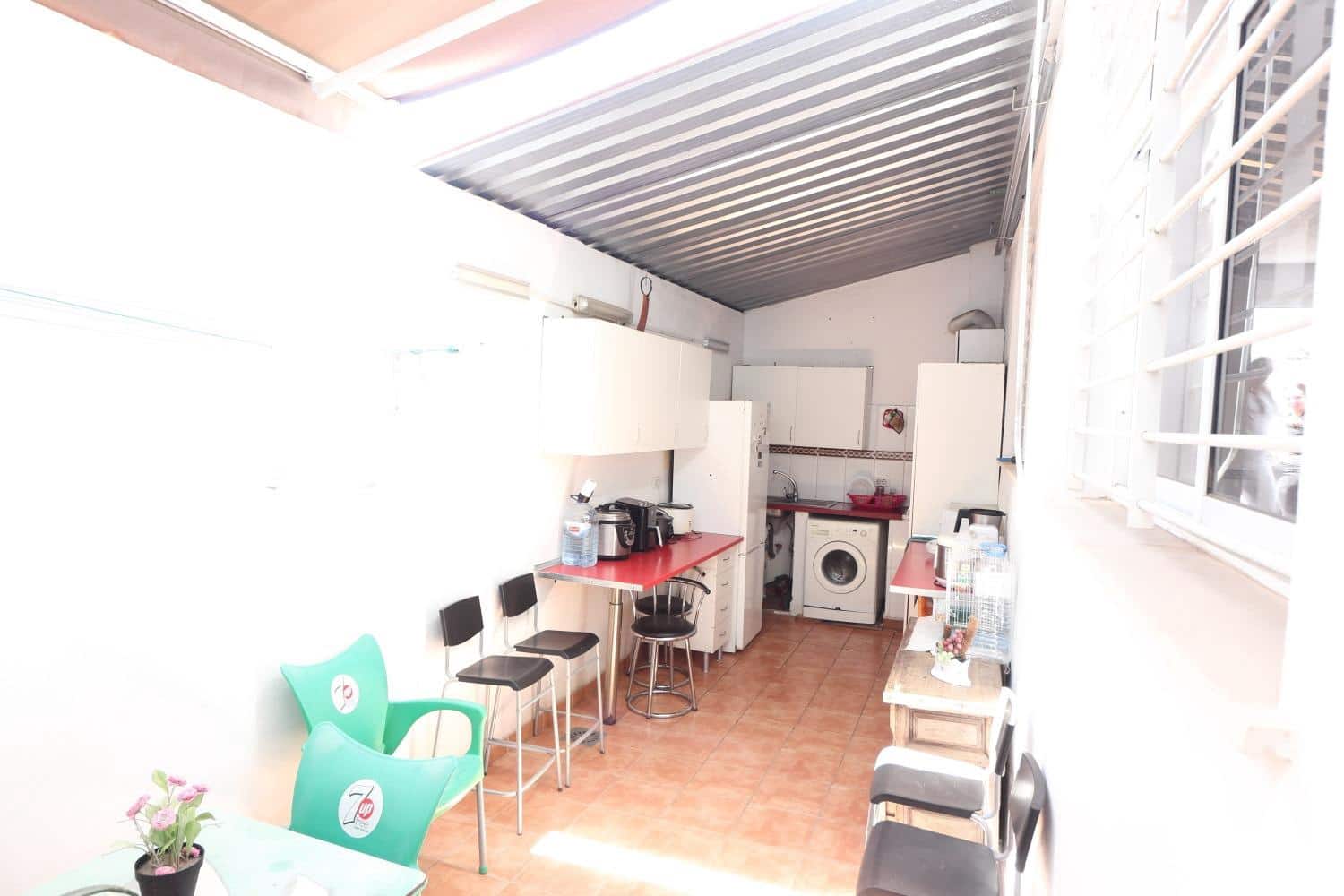 6 soveværelse Byhus til salg i San Isidro de Abona - € 345.000 (Ref: 9059703)