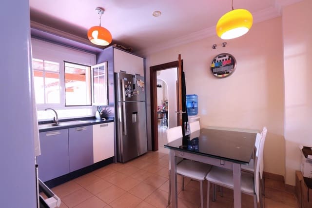 4 Zimmer Villa zu verkaufen in Los Cristianos, Arona mit Pool Garage - 1.030.000 € (Ref: 9208554)