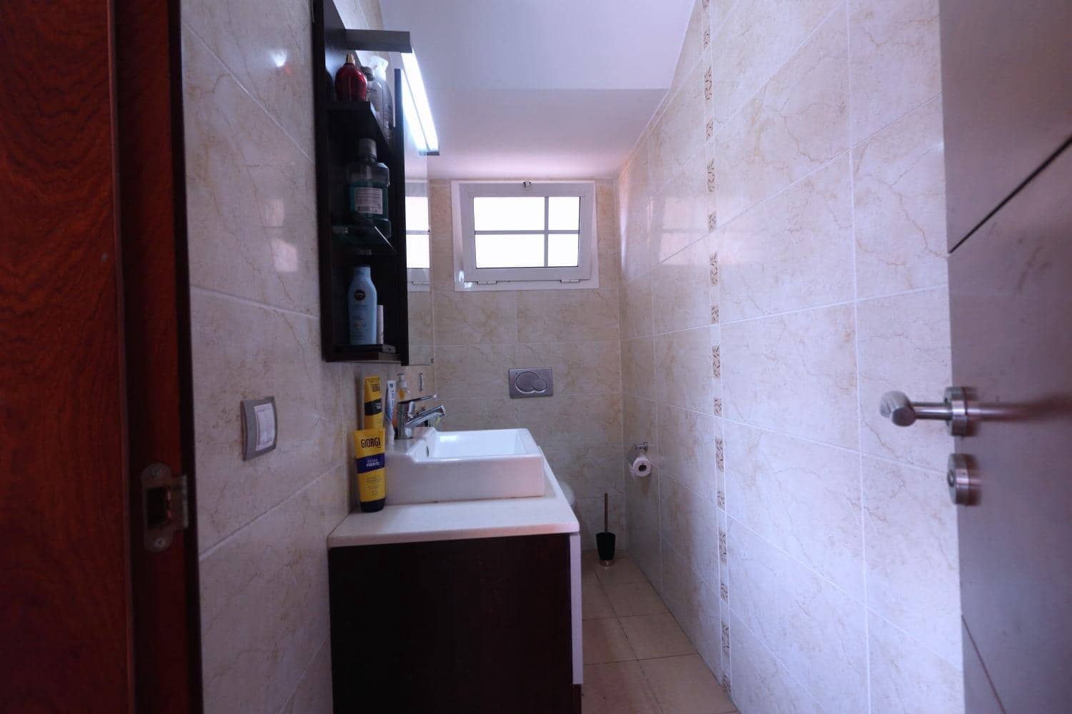 4 makuuhuone Huvila myytävänä paikassa Los Cristianos mukana uima-altaan 
autotalli - 1 030 000 € (Ref: 9208554)