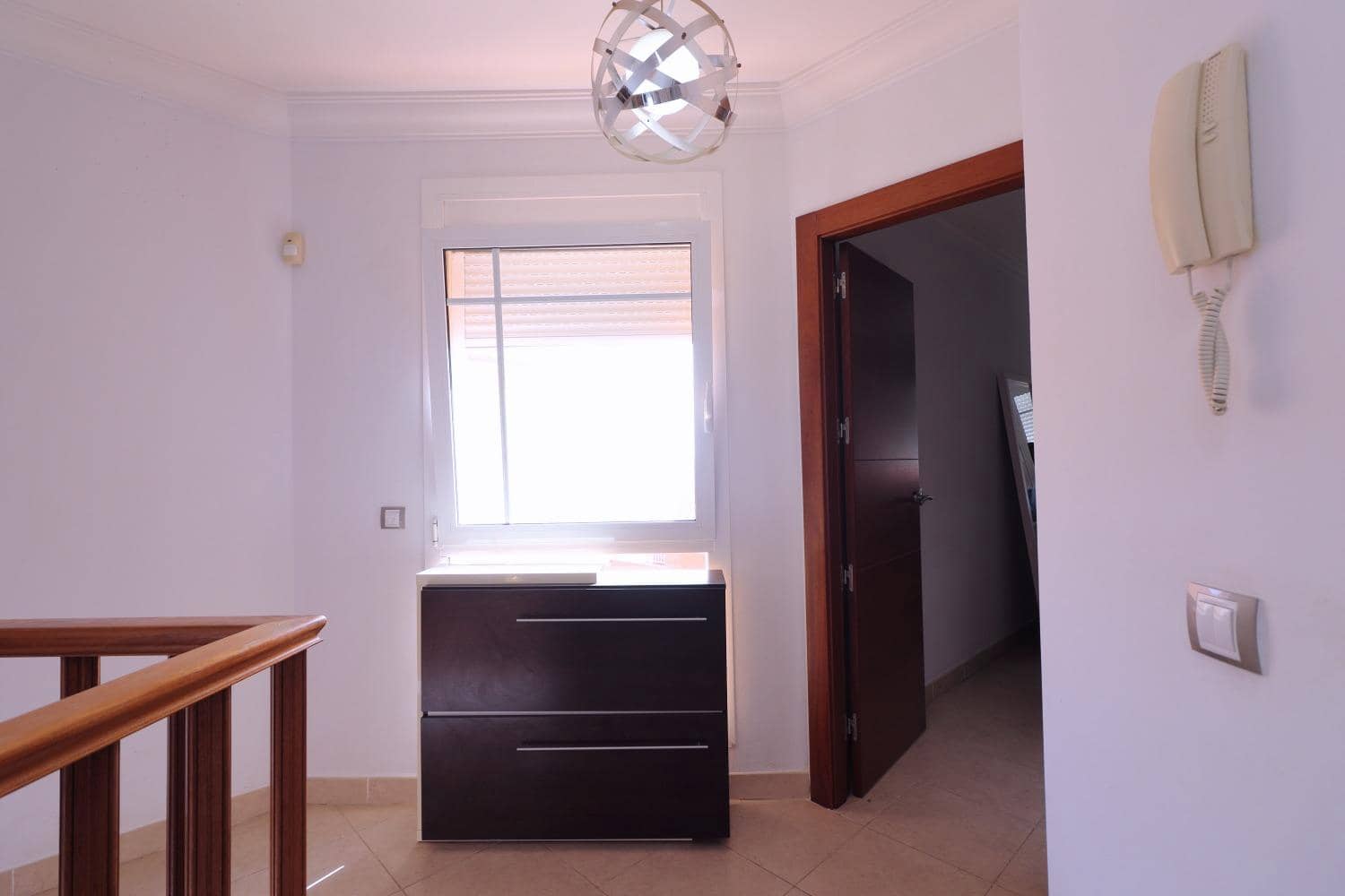 4 makuuhuone Huvila myytävänä paikassa Los Cristianos mukana uima-altaan 
autotalli - 1 030 000 € (Ref: 9208554)