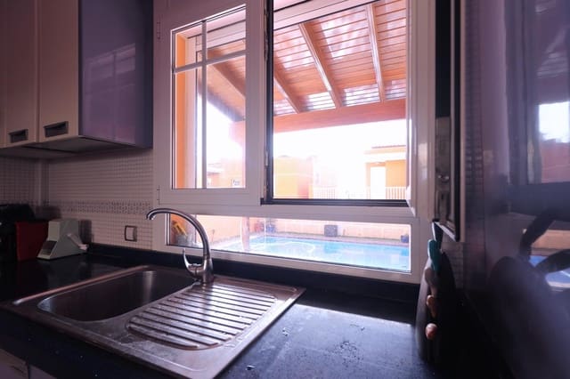 4 Zimmer Villa zu verkaufen in Los Cristianos, Arona mit Pool Garage - 1.030.000 € (Ref: 9208554)