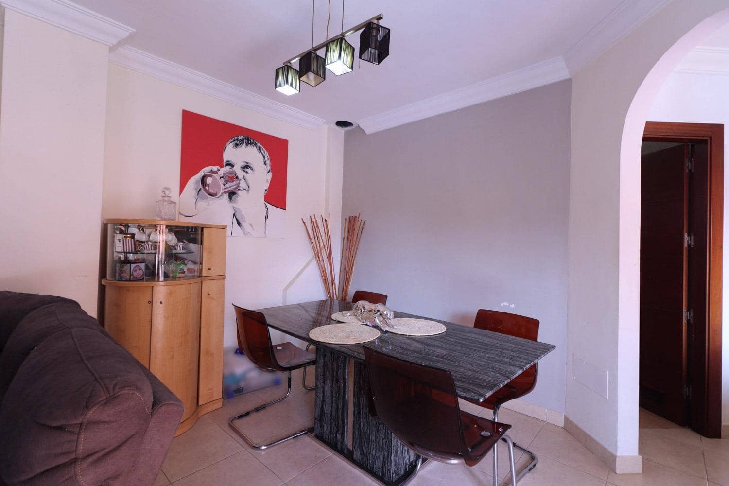 4 makuuhuone Huvila myytävänä paikassa Los Cristianos mukana uima-altaan 
autotalli - 1 030 000 € (Ref: 9208554)