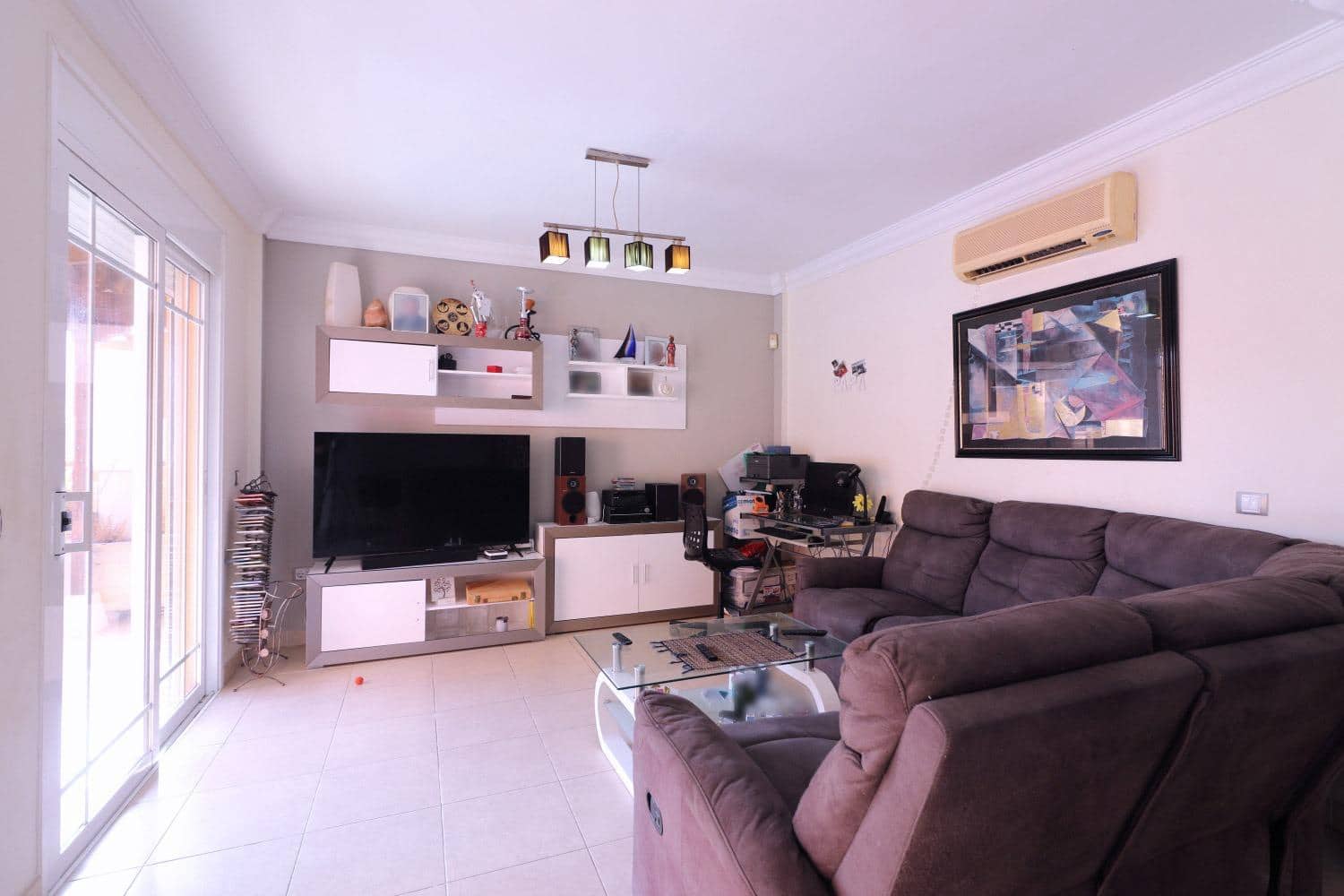 4 makuuhuone Huvila myytävänä paikassa Los Cristianos mukana uima-altaan 
autotalli - 1 030 000 € (Ref: 9208554)