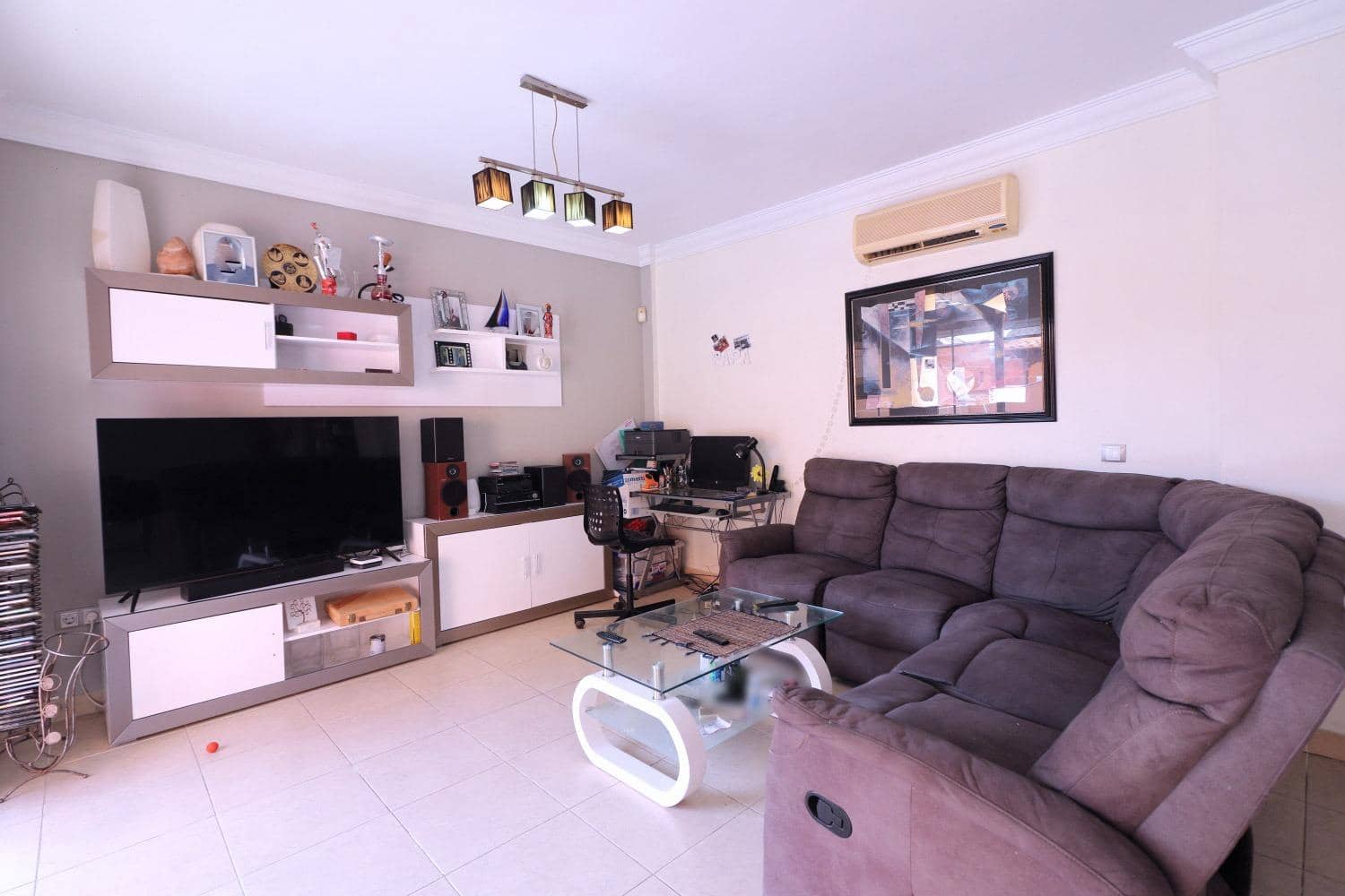 4 makuuhuone Huvila myytävänä paikassa Los Cristianos mukana uima-altaan 
autotalli - 1 030 000 € (Ref: 9208554)